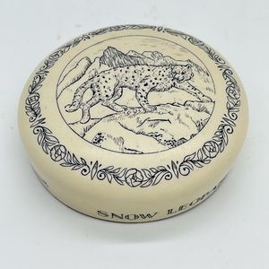 RARE Comoy’s of London Faux Scrimshaw Paperweight Snow Leopard Made in England